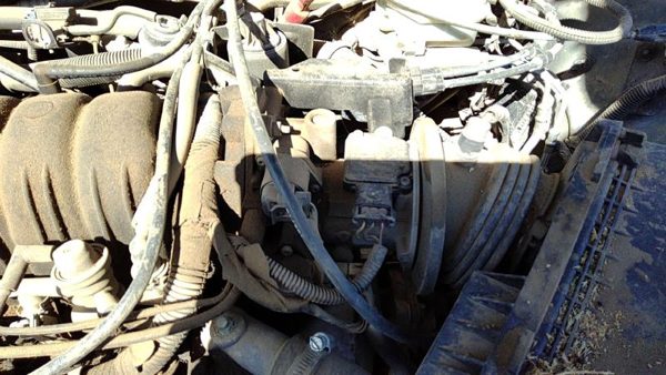2000-2004 Buick Lesabre Buick Lesabre Throttle Body Valve Oem With Sensors 3.8L — photo 1