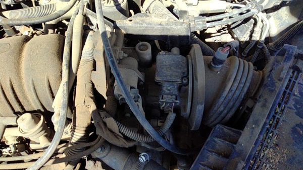 2000-2004 Buick Lesabre Buick Lesabre Throttle Body Valve Oem With Sensors 3.8L — photo 2