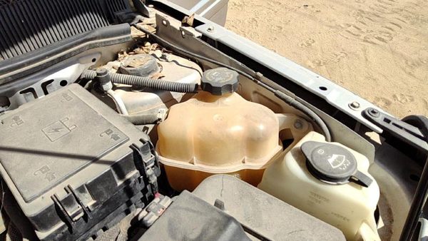 2006-2009 Chevy Equinox Coolant Reservoir Radiator Overflow Tank Bottle Oem — photo 1