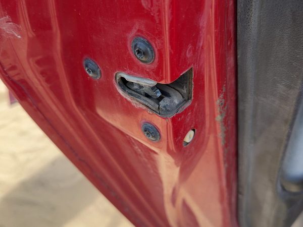 2006-2011 Chevy Impala Driver Left Rear Door Latch With Rods/Cables Oem Back — photo 3