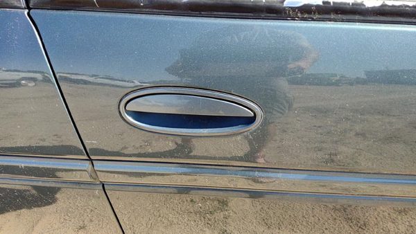 03-08 Grand Prix Stealth Passenger Right Front Outside Door Handle Gray 46U — photo 2