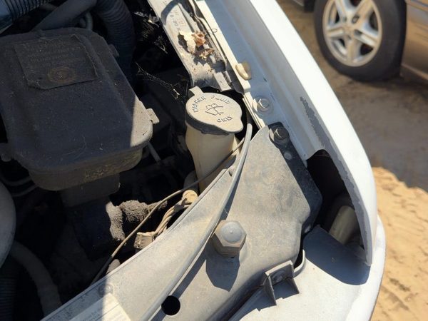 97-02 Express 2500 Windshield Washer Fluid Reservoir With Pump Oem Wiper Tank — photo 3