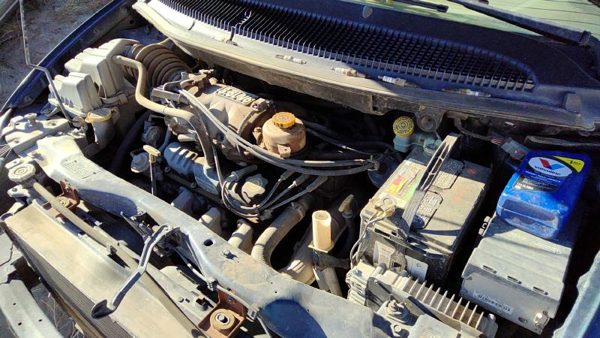2001 Dodge Caravan Exhaust Manifold 3.8L — photo 7