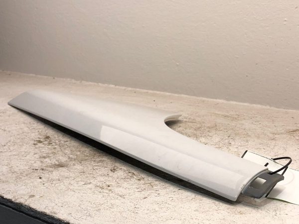 2001 Ford Mustang Driver Left Rear Corner Quarter Panel Moulding C Post Oem — photo 6