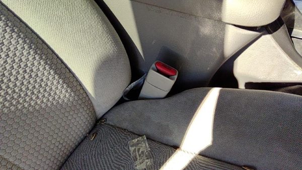 2005-2009 Gmc Envoy Passenger Right Front Seat Belt Buckle Receiver Oem Gray 28H — photo 2