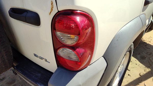 2005-2007 Jeep Liberty Passenger Right Tail Light Brake Lamp Oem Rear 55157060Ag — photo 2