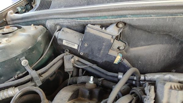 1998-2004 Cadillac Seville Windshield Wiper Motor Oem 25727688 — photo 3