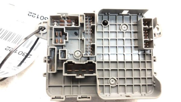1988 Honda Civic Hatchback Cabin Fuse Box Oem Behind Dash Power Panel — photo 6