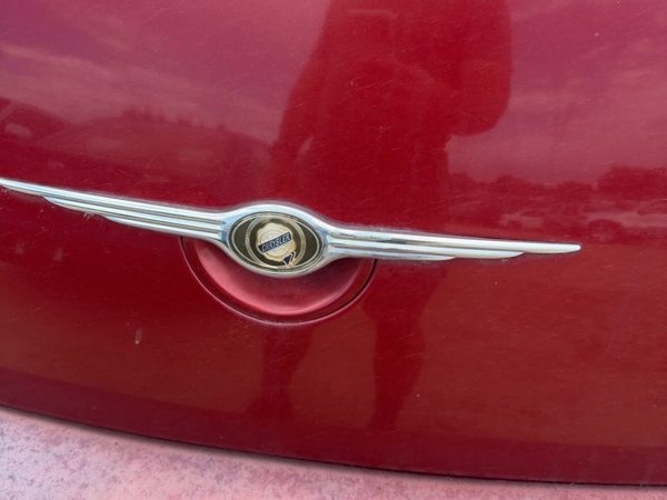 2009 Chrysler PT Cruiser Tail Finish Panel Inferno Red Prh — photo 3