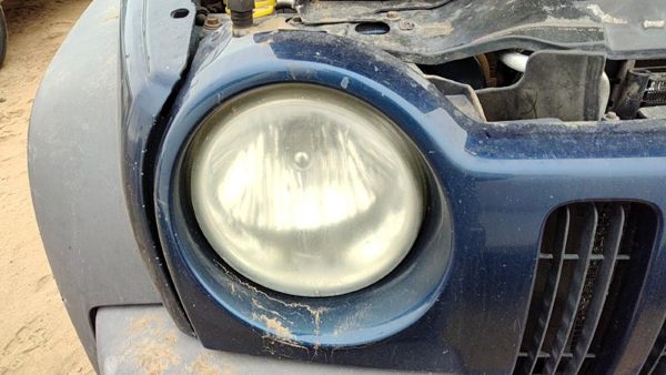 2002-2004 Jeep Liberty Passenger Right Head Light Oem Front Lamp 05101820Aa — photo 1