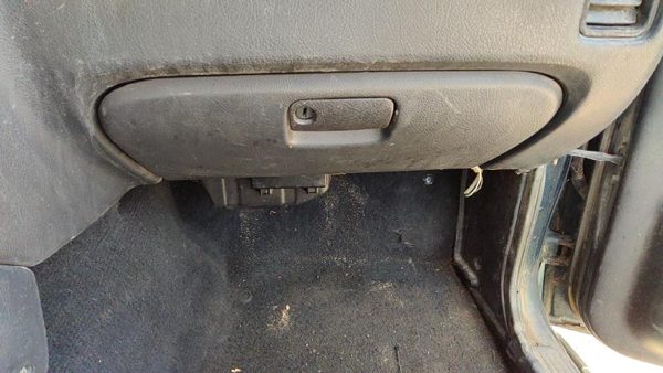 1996 97 Suzuki Sidekick Glove Box Assembly Complete Door With Latch Oem Gray Gri — photo 3