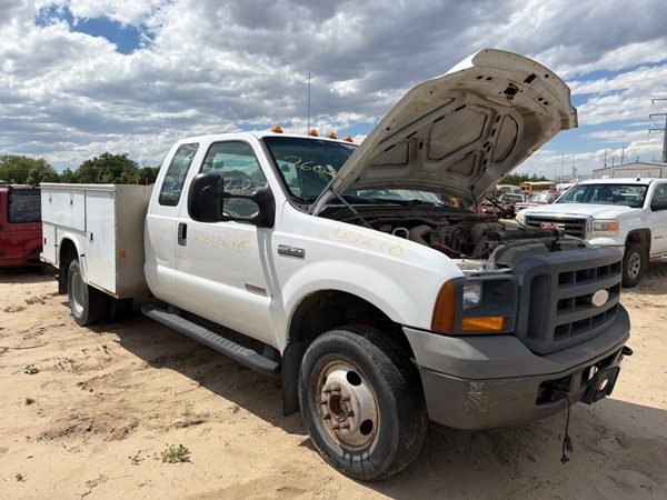 2005 Ford F350 Vehicle Unit Complt. — photo 1