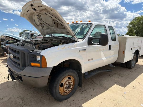 2005 Ford F350 Vehicle Unit Complt. — photo 3