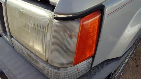 93-98 Grand Cherokee Driver Left Front Turn Signal Light Lamp Fender Mounted — photo 3