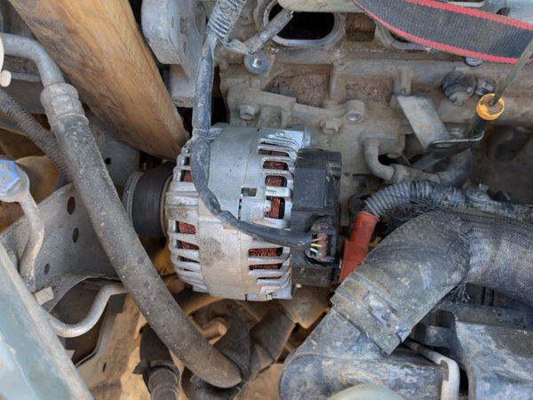 2014 Nissan Sentra Alternator 1.8L — photo 3