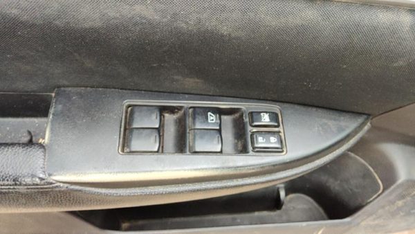 2011 Subaru Legacy Door Switch Front — photo 3
