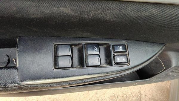 2011 Subaru Legacy Door Switch Front — photo 4