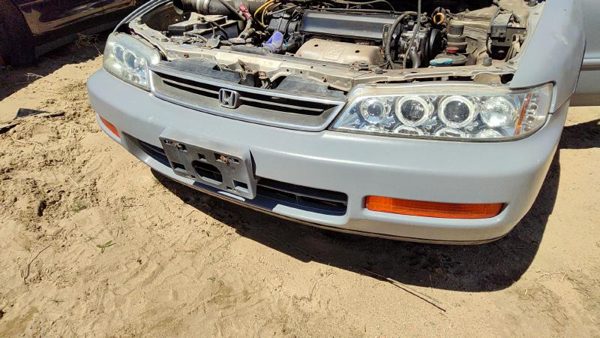 1996-1997 Honda Accord Front Bumper Cover Assembly Oem 2.2L Gray 4787545 — photo 4
