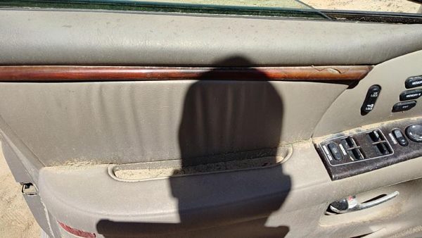 1997-03 Park Ave Ultra Driver Left Front Inside Door Trim Panel Only Oem Tan 562 — photo 3