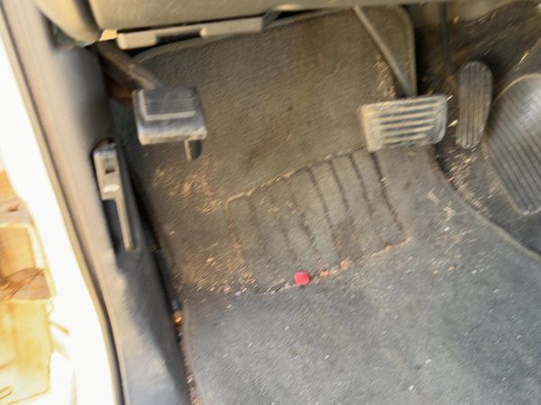 2002 Chevy S10 Blazer Parking Brake Pedal Assembly Oem Complete Emergency Unit — photo 2