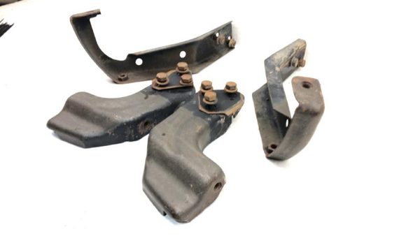 1988-1999 Chevy Silverado 1500 Front Bumper Mount Bracket Set Inner And Outer — photo 2