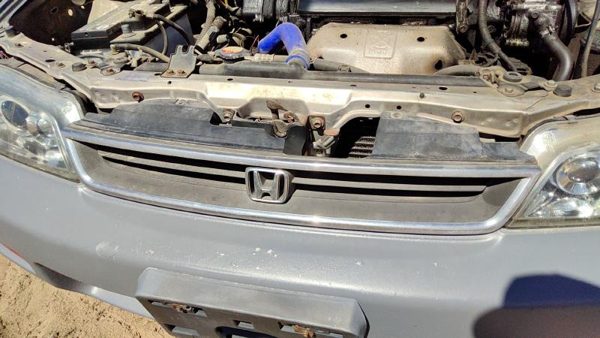 1996-1997 Honda Accord Front Grille Assembly Oem 2.2L Gray 4737771 — photo 3