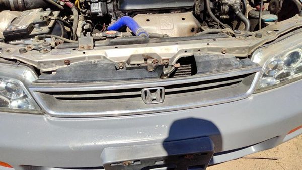 1996-1997 Honda Accord Front Grille Assembly Oem 2.2L Gray 4737771 — photo 1