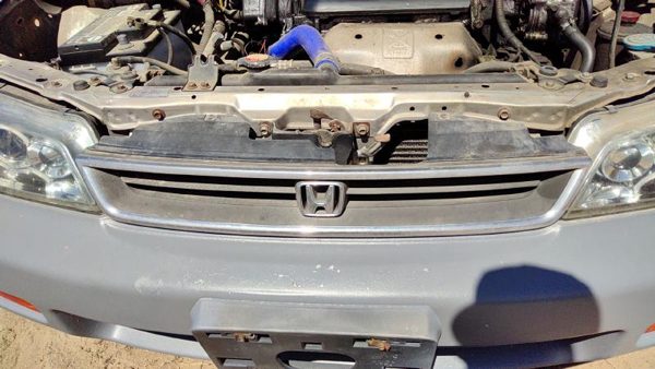 1996-1997 Honda Accord Front Grille Assembly Oem 2.2L Gray 4737771 — photo 2
