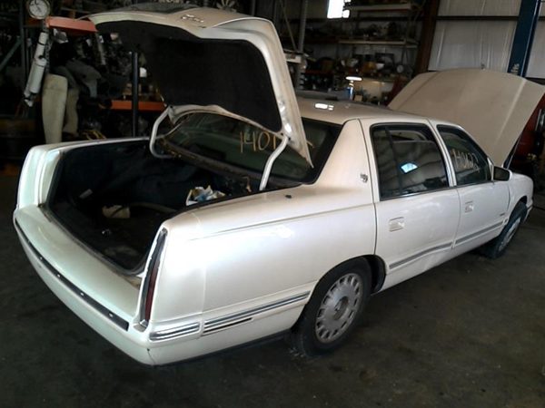 1997 Cadillac Deville — vehicle photo 6