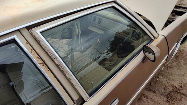 1978-1983 Chevy Malibu Passenger Right Front Side Window Door Glass Oem 4 Door — photo 3