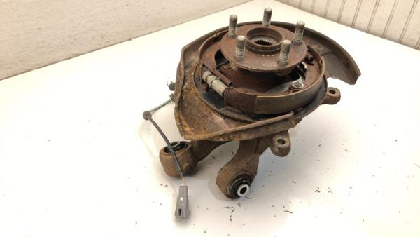 10-14 Outback Driver Left Rear Knuckle Assembly Oem Stub Axle With Wheel Hub — photo 3