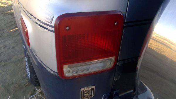 1989 Chevy G20 Van Driver Left Tail Light Brake Lamp Oem Rear 05977496 — photo 2