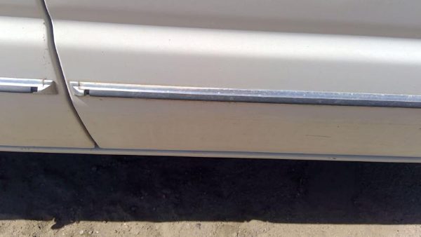93-04 Van E150 Passenger Right Rear Moulding From Forward Door Back Trim Strip — photo 11