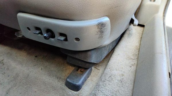 1994 Pontiac Bonneville Misc. Electrical Switch Driver Left Side Power Seat — photo 2