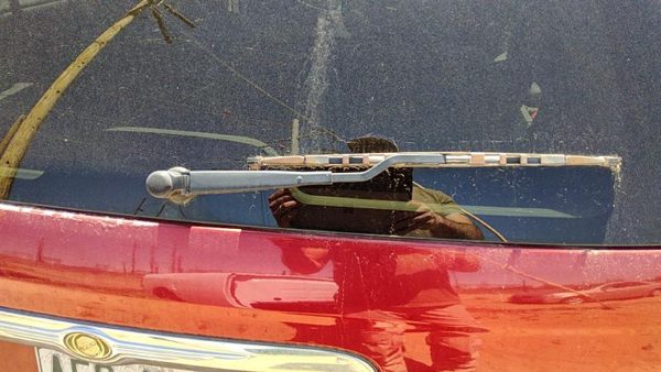 01-07 Town Country Back Glass Wiper Arm Oem Rear Window Blade Liftgate Hatch — photo 3