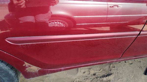 02-06 Camry Pass RH Rear Door Moulding Trim Salsa Red 3Q3 — photo 1