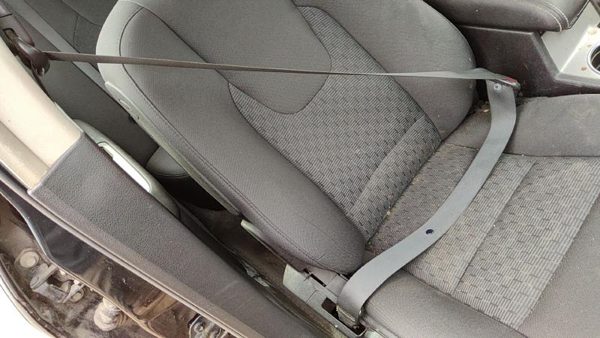 2010 Ford Fusion Passenger Right Front Seat Belt Retractor Oem Shoulder Black Dw — photo 2