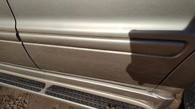 2005 Mercedes Ml350 Driver Left Rear Moulding From Door Oem Back Trim Strip Gold