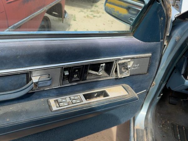1986-1991 Olds 88 Driver Left Front Door Trim Panel With Master Switch Blue — photo 4