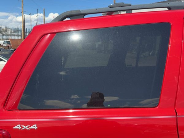 99-04 Grand Cherokee Passenger Right Rear Quarter Glass Back Side Window Oem — photo 1