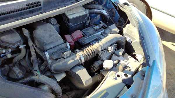 13-19 Versa Note Complete Air Intake Cleaner Filter Box Housing With Tube 1.6L — photo 1