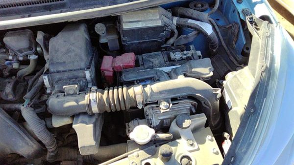13-19 Versa Note Complete Air Intake Cleaner Filter Box Housing With Tube 1.6L — photo 4