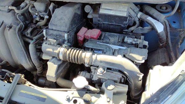 13-19 Versa Note Complete Air Intake Cleaner Filter Box Housing With Tube 1.6L — photo 6