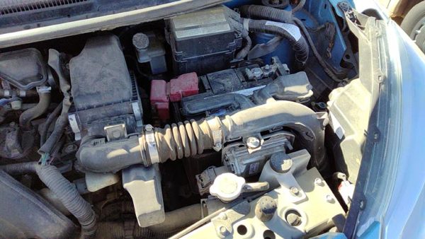 13-19 Versa Note Complete Air Intake Cleaner Filter Box Housing With Tube 1.6L — photo 3