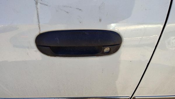 2002-2009 Gmc Envoy Driver Left Front Outside Door Handle Oem 15291303 — photo 2