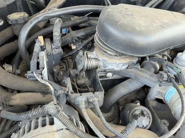1996-2005 Chevy S10 Blazer Upper Intake Manifold Oem 4.3L 17113542 — photo 4