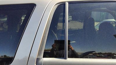 98-02 Expedition Passenger Right Rear Vent Window Back Door Glass With Frame Oem