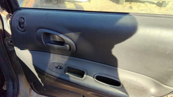 02-03 Intrepid Passenger Right Rear Door Trim Panel With Switches Back Black — photo 5