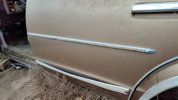 1981 Chevy Malibu Driver Left Rear Moulding From Door Oem Back Trim Strip 4 Door — photo 1