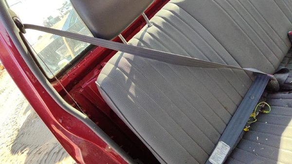 1996 Nissan Hardbody Passenger Right Front Seat Belt Retractor Oem Shoulder Gray — photo 3